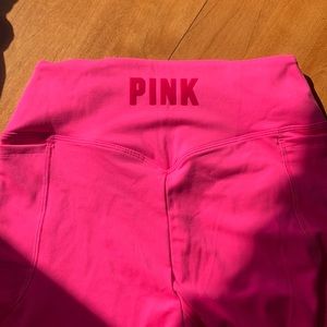 PINK active leggings, size small, never worn only tried on